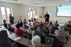 5:  uczestnicy wykładu - Uniwersytet Seniorów UJK