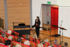 214 – prof. Ewa Robak - dyrygent/ przygotowanie koncertu