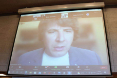 15. Dr Michał Paluch z Uniwersytetu Kardynała Stefana Wyszyńskiego w Warszawie opowiada o lekcjach pokoju.