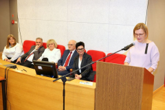 8. Podsumowanie konkursu przez przewodniczącą jury prof. Zuzannę Zbróg.