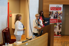 15 –  wystąpienie gościa honorowego kongresu Pani  prof. E. Trafiałek