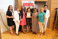 32 –  wręczenie podziękowań dla uczestników kongresu