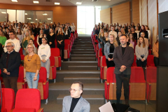 Zdjęcie nr 4. Złożenie ślubowania przez studentów I roku.