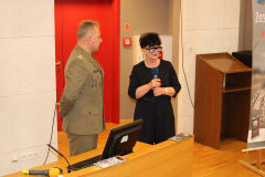 07. Ppłk Mirosław Wolski oraz Dziekan Wydziału Pedagogiki i Psychologii