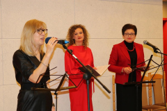 Dr hab.. B. Gawdzik, prof. UJK, dr A. Jopkiewicz, dr M. Krawczyk-Blicharska