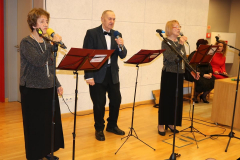 Trio wokalne Świętokrzyskiego Uniwersytetu Ludowego