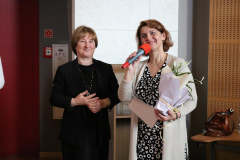 Koordynatorka spotkania dr Katarzyna Rogozińska wraz z prelegentką mgr Jadwigą Grzyb