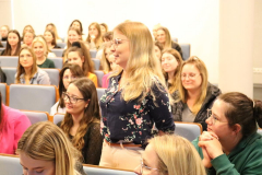 Spotkanie ucznia z mistrzem, studentki PPW, byłej uczennicy Szkoły Podstawowej nr 24 w Kielcach ze swoją dawną Panią Dyrektor 😊 Studentka złożyła swoje CV właśnie do tej placówki!!!
