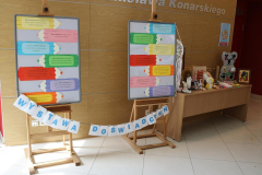 Wystawa Doświadczeń organizowana w ramach Dnia Otwartego Wydziału Pedagogiki i Psychologii Uniwersytetu Jana Kochanowskiego w Kielcach