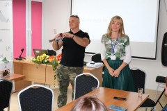 Dr hab. Jacek Pyżalski, prof. UAM i dr Justyna Miko – Giedyk