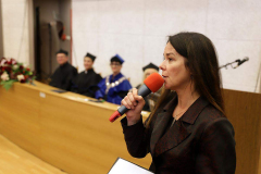dr hab. Ewa Robak, prof. UJK zapowiada recital.