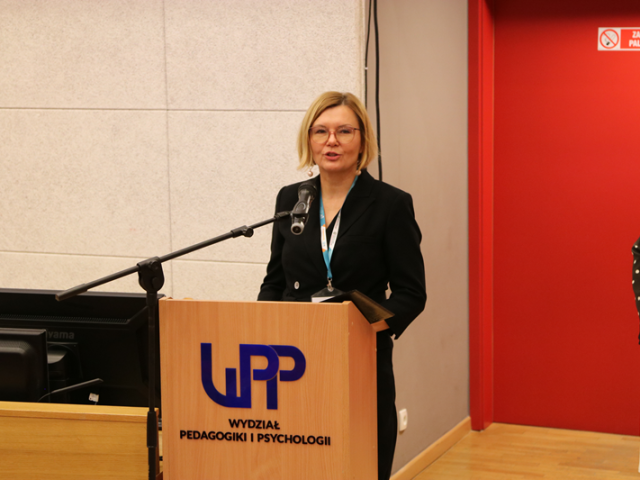 Rozpoczęcie konferencji_ dr hab. Zuzanna Zbróg, prof. UJK 