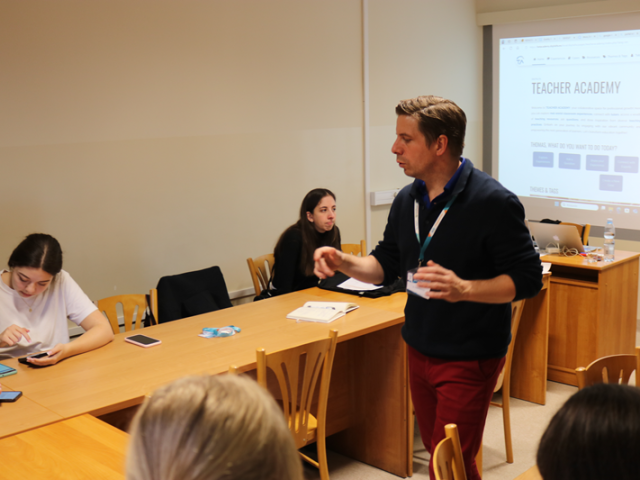 Moderator warsztatu: Prof. Thomas Andre Prola (Universidad Europea del Atlantico, Spain) 