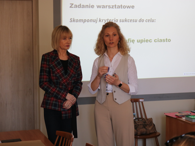 Moderatorki warsztatu: mgr Karina Wójcik, mgr Anna Hamera (SP w Szewnie)