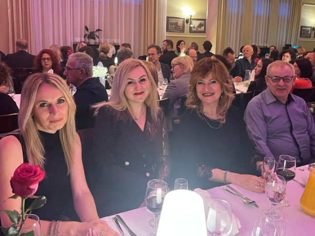 Pierwszy dzień konferencji_uroczysta kolacja (dr hab. Joanna Smyła, prof. UR, prof. dr hab. Mariana Sokol, prof. dr hab. Jolanta Szempruch, Tadeusz Szempruch).