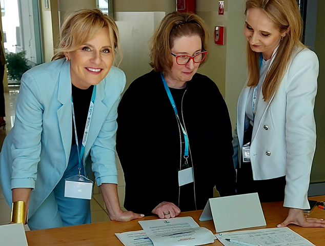 Członkinie komitetu organizacyjnego (dr Anna Winiarczyk, dr Katarzyna Rogozińska, dr Paulina Tamborska).