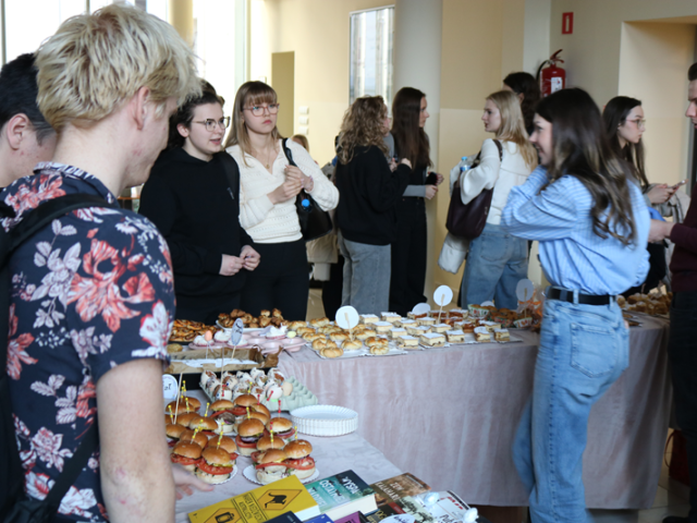 SKN Psychologii Stosowanej „Do Dzieła!” oraz studenci Wydziału Pedagogiki i Psychologii 
