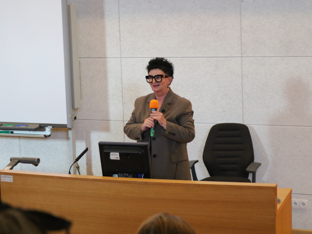 dr hab. Mariola Wojciechowska, prof. UJK – Prorektor ds. Kształcenia