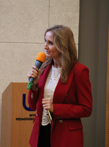 przemawia dr Paulina Tamborska