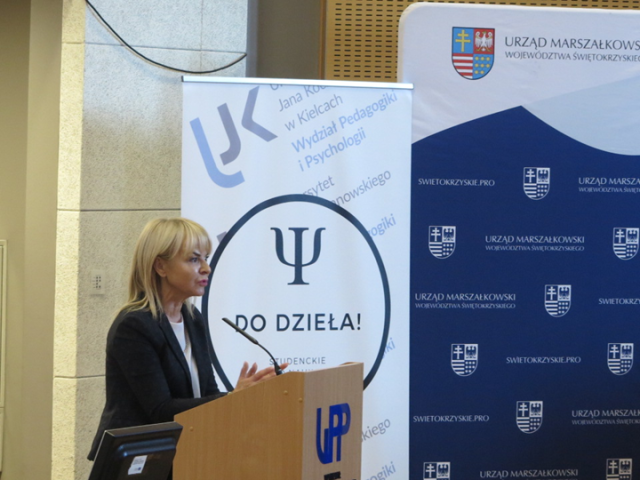 2512-F014-IMG_4644_720x900