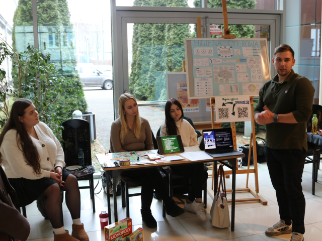 Studenci pedagogiki w roli edukatorów zdrowia