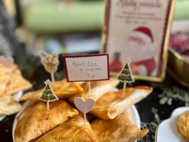 wypieki przygotowane przez członkinie SKN „Elementarni” 