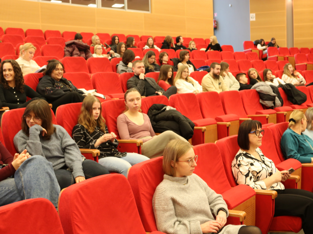 2512-F006-06-IMG_5894_1200x800