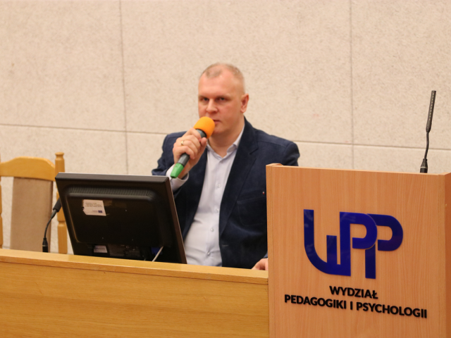 2512-F008-08-IMG_5991_1200x800