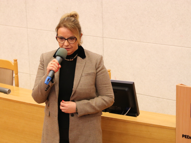 2512-F017-17-IMG_6058_1200x800