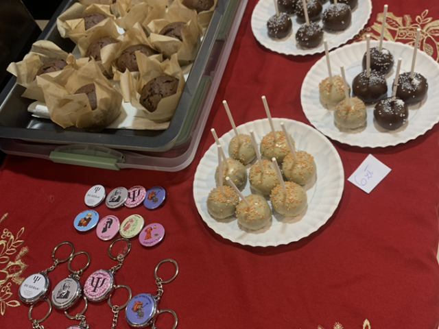 Wypieki przygotowane przez Studenckie Koło Naukowe "DO DZIEŁA!"