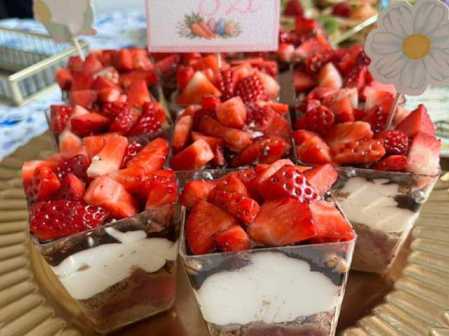 8- przygotowane wypieki przez członkinie SKN „Elementarni”