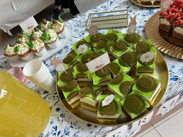 11- przygotowane wypieki przez członkinie SKN „Elementarni”