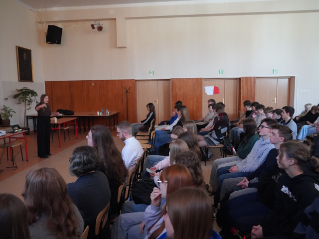 2603-F004-DSC01808_1200x800