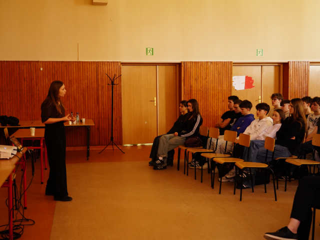 2603-F005-DSC01813_1200x800