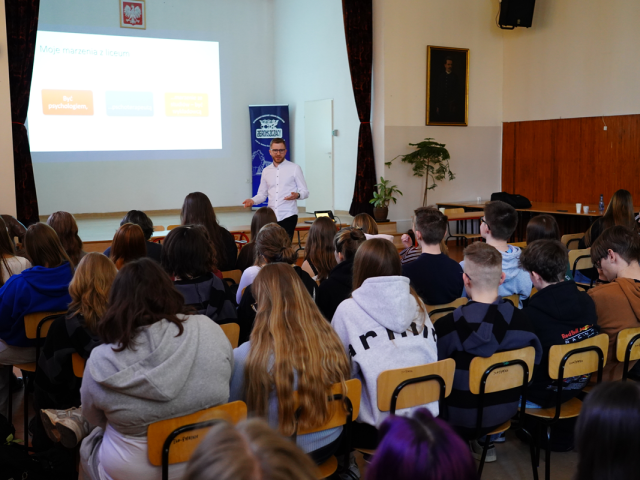 2603-F008-DSC01838_1200x800