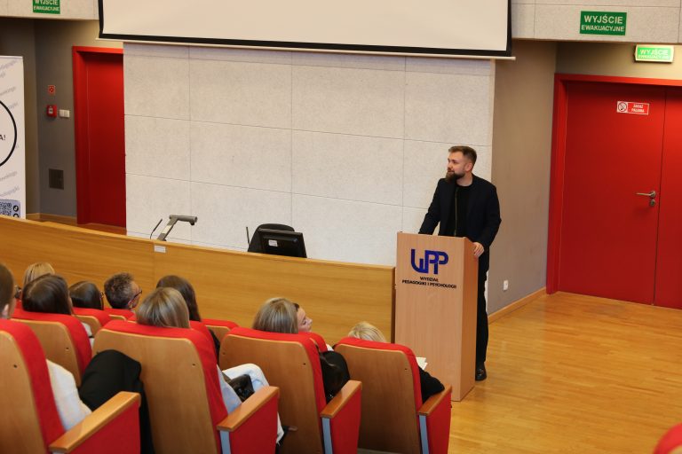 Przemówienie do studentów podczas Dnia Zero na WPP UJK